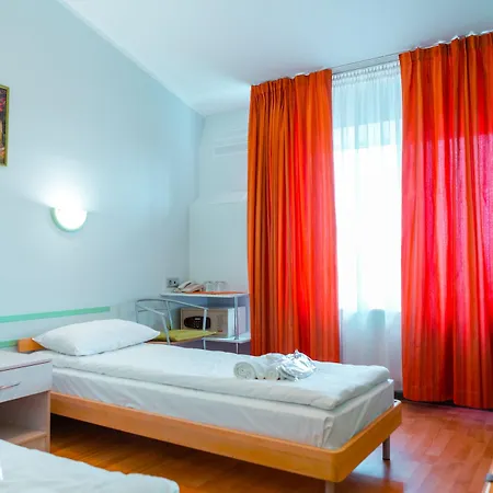Hotel Tomo Free Parking Riga
