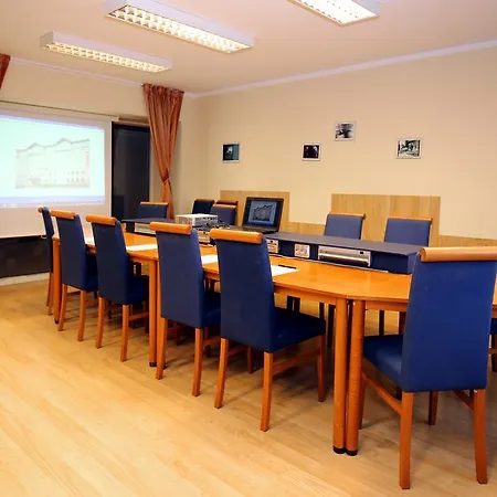 Tomo Free Parking Hotel 3*